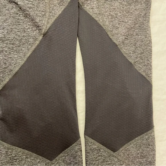 Lululemon cropped pace revival leggings - Picture 6 of 8